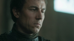 extant_GameOfThrones_3x03-WalkOfPunishment_0444