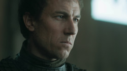 extant_GameOfThrones_3x03-WalkOfPunishment_0446