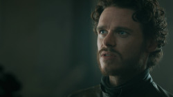 extant_GameOfThrones_3x03-WalkOfPunishment_0450