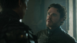 extant_GameOfThrones_3x03-WalkOfPunishment_0456