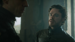 extant_GameOfThrones_3x03-WalkOfPunishment_0461