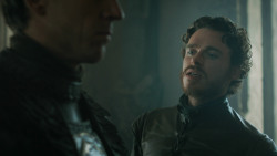 extant_GameOfThrones_3x03-WalkOfPunishment_0463