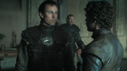 extant_GameOfThrones_3x03-WalkOfPunishment_0472