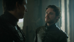 extant_GameOfThrones_3x03-WalkOfPunishment_0478