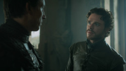 extant_GameOfThrones_3x03-WalkOfPunishment_0484