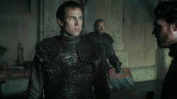 extant_GameOfThrones_3x03-WalkOfPunishment_0485
