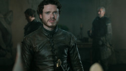 extant_GameOfThrones_3x03-WalkOfPunishment_0493