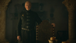 extant_GameOfThrones_3x03-WalkOfPunishment_0540