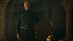 extant_GameOfThrones_3x03-WalkOfPunishment_0541