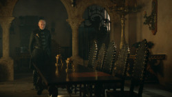 extant_GameOfThrones_3x03-WalkOfPunishment_0548