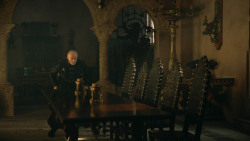 extant_GameOfThrones_3x03-WalkOfPunishment_0551