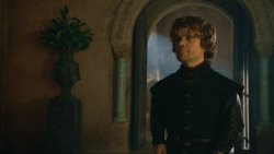 extant_GameOfThrones_3x03-WalkOfPunishment_0643