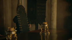 extant_GameOfThrones_3x03-WalkOfPunishment_0659