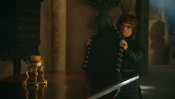 extant_GameOfThrones_3x03-WalkOfPunishment_0684