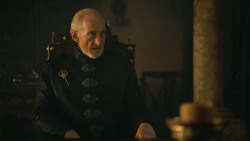 extant_GameOfThrones_3x03-WalkOfPunishment_0763