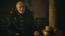 extant_GameOfThrones_3x03-WalkOfPunishment_0857