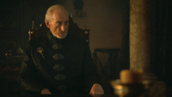 extant_GameOfThrones_3x03-WalkOfPunishment_0862