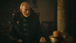 extant_GameOfThrones_3x03-WalkOfPunishment_0866
