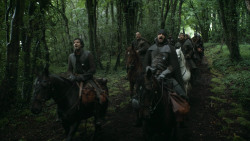 extant_GameOfThrones_3x03-WalkOfPunishment_0982