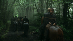 extant_GameOfThrones_3x03-WalkOfPunishment_0993