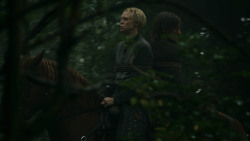 extant_GameOfThrones_3x03-WalkOfPunishment_1015