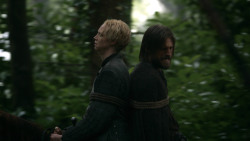 extant_GameOfThrones_3x03-WalkOfPunishment_1033