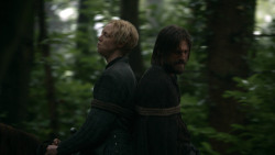 extant_GameOfThrones_3x03-WalkOfPunishment_1034