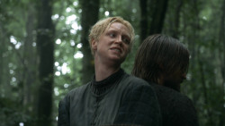 extant_GameOfThrones_3x03-WalkOfPunishment_1054