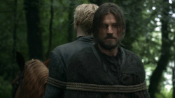 extant_GameOfThrones_3x03-WalkOfPunishment_1070