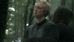 extant_GameOfThrones_3x03-WalkOfPunishment_1088
