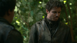 extant_GameOfThrones_3x03-WalkOfPunishment_1361