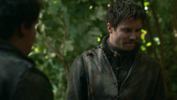 extant_GameOfThrones_3x03-WalkOfPunishment_1364