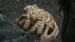 extant_GameOfThrones_3x03-WalkOfPunishment_1368
