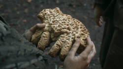 extant_GameOfThrones_3x03-WalkOfPunishment_1370