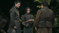 extant_GameOfThrones_3x03-WalkOfPunishment_1380