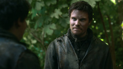 extant_GameOfThrones_3x03-WalkOfPunishment_1396