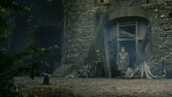 extant_GameOfThrones_3x03-WalkOfPunishment_1475
