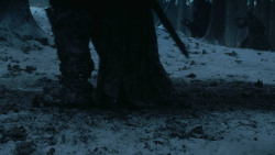extant_GameOfThrones_3x03-WalkOfPunishment_2087