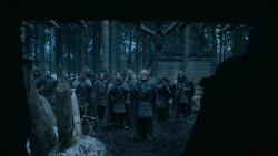 extant_GameOfThrones_3x03-WalkOfPunishment_2172