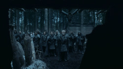 extant_GameOfThrones_3x03-WalkOfPunishment_2200