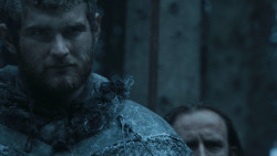 extant_GameOfThrones_3x03-WalkOfPunishment_2208