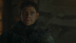extant_GameOfThrones_3x03-WalkOfPunishment_2286