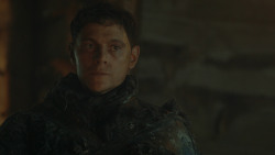 extant_GameOfThrones_3x03-WalkOfPunishment_2287