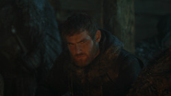 extant_GameOfThrones_3x03-WalkOfPunishment_2317