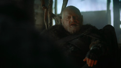 extant_GameOfThrones_3x03-WalkOfPunishment_2374
