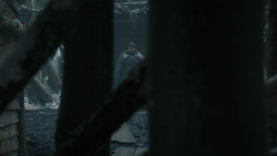 extant_GameOfThrones_3x03-WalkOfPunishment_2434