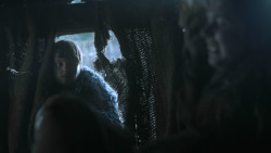 extant_GameOfThrones_3x03-WalkOfPunishment_2484