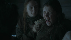 extant_GameOfThrones_3x03-WalkOfPunishment_2502