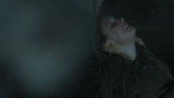 extant_GameOfThrones_3x03-WalkOfPunishment_2519
