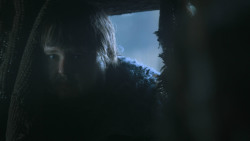extant_GameOfThrones_3x03-WalkOfPunishment_2532